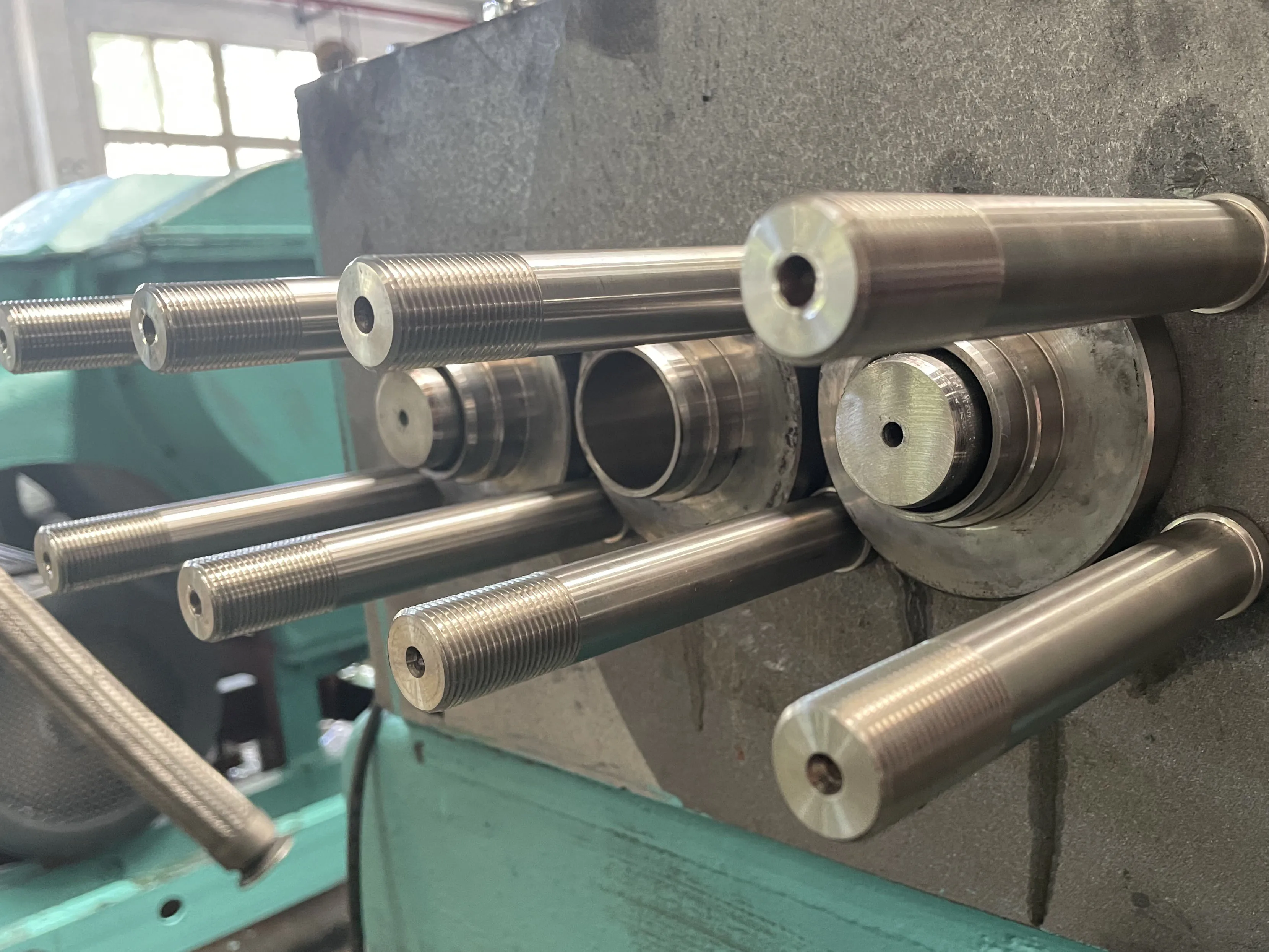 
simple and efficient industrial AKD high pressure homogenizer is cheap to use 