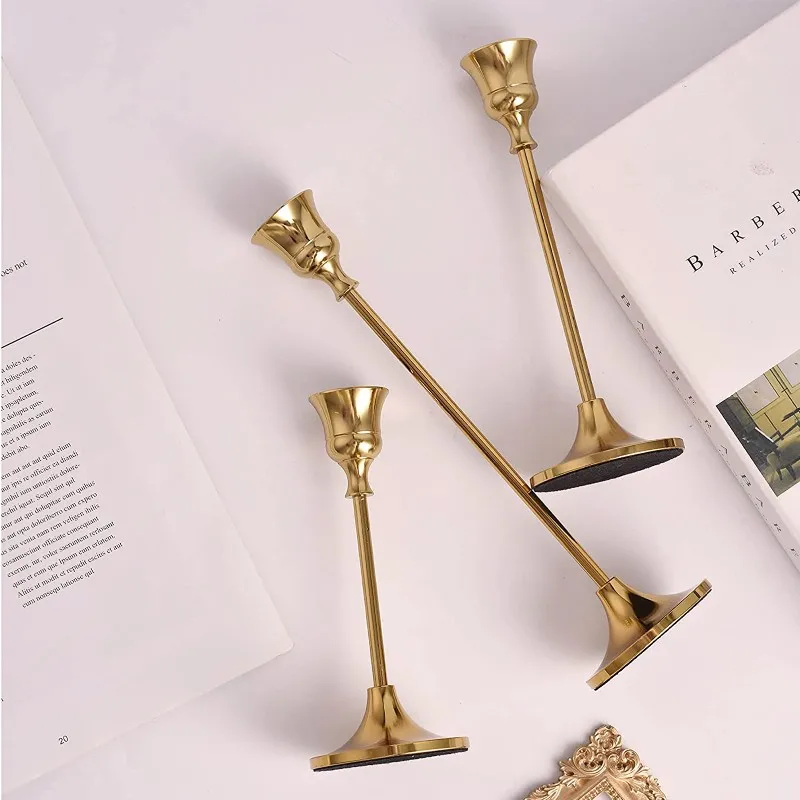 Factory Wholesale Luxury Round Bottom Fine Pole Metal Gold Candle Holder Decorative for Wedding Table Decor