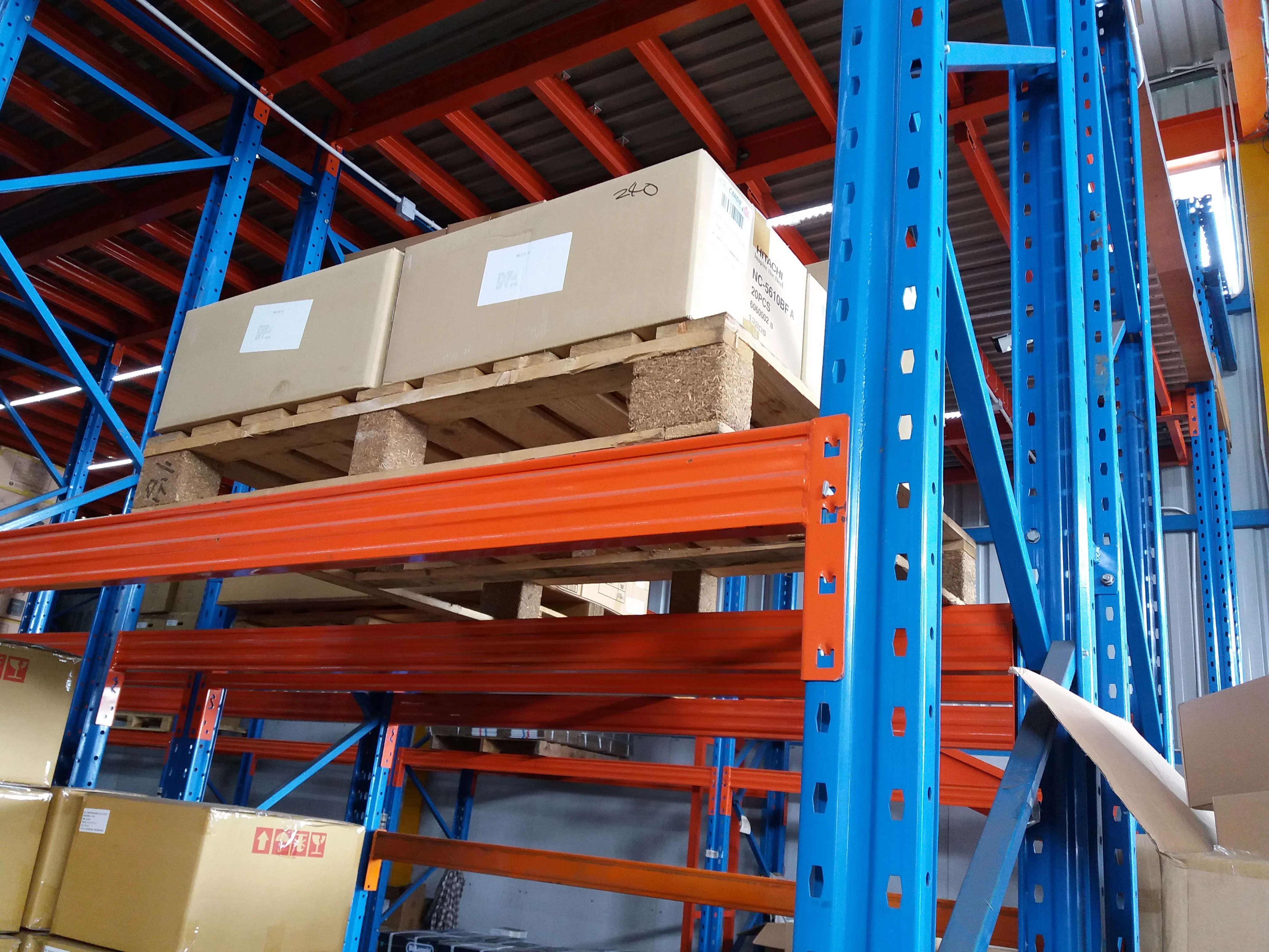 Промышленный сверхпрочный стальной стеллаж для поддонов для складов индивидуальный дизайн высокое качество хранение склада селективный стеллаж для поддонов