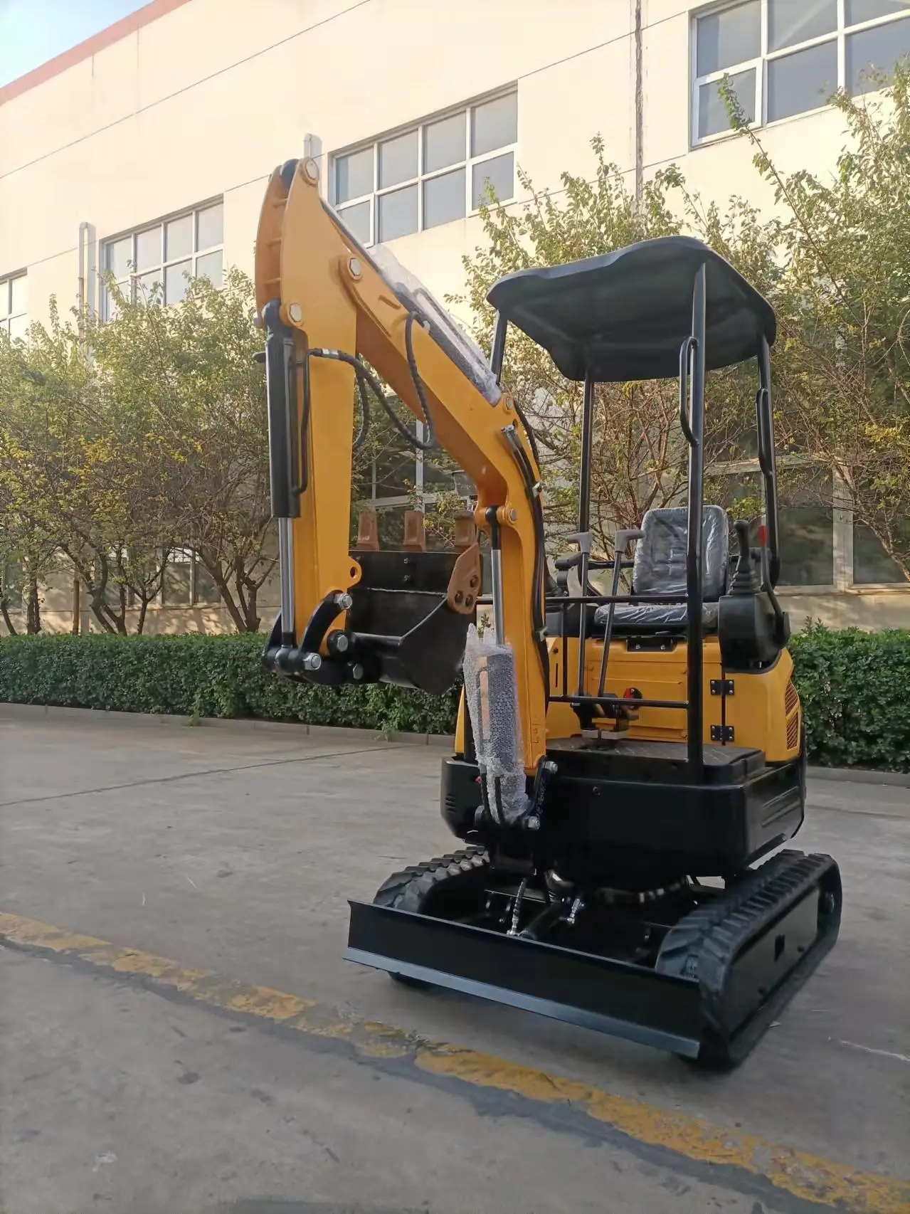 Kubota  EPA Engine New chinese 1.5 ton mini excavator 1.5t Crawler Digger