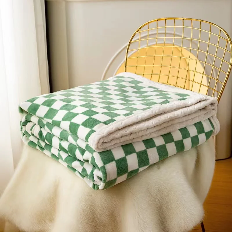 New skin friendly flannel checkerboard pattern ne single piece quilt cover