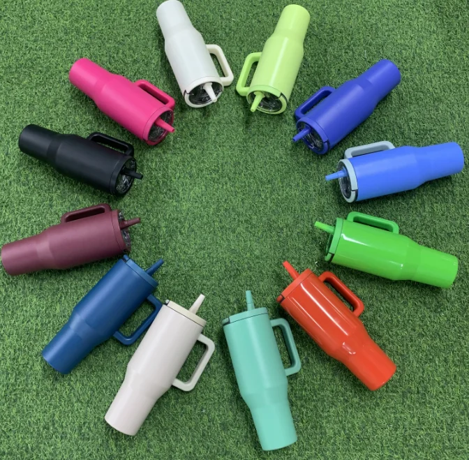 Ready To Ship  Large 40oz Vacuum Insulated Cup No Spill Traveler Stainless Steel Tumbler with Handle and Flip Straw Lid