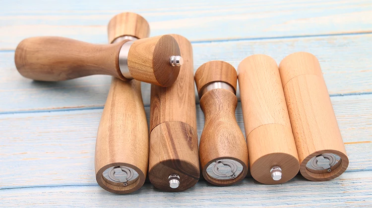 salt and pepper mill