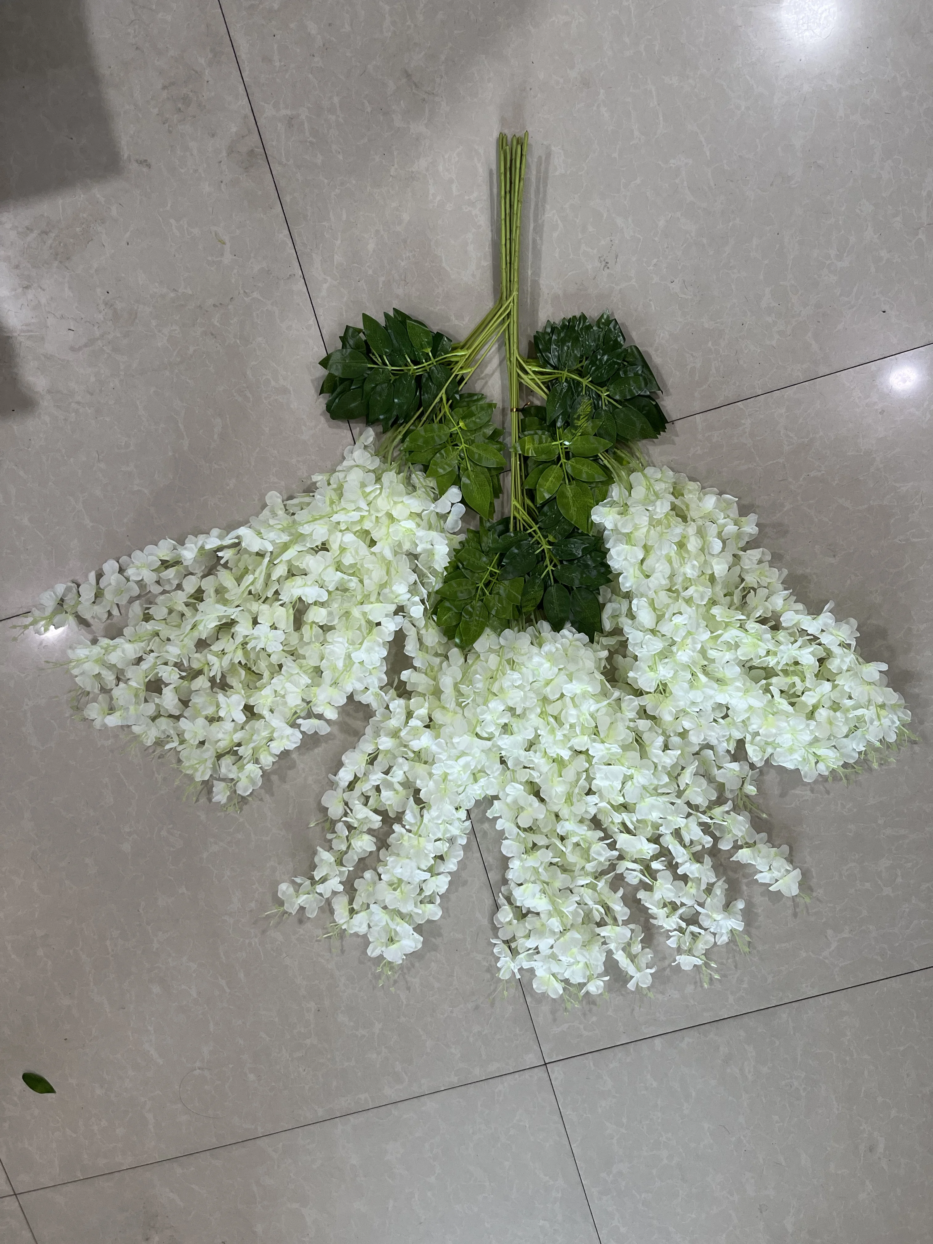 Hot Sale Artificial Wisteria Flowers Vines Garland Hanging Plants wall foliage wedding decoration