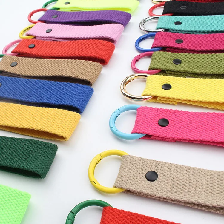 Wholesale 32mm Name Tag Beige Cream White Plain diy keychain