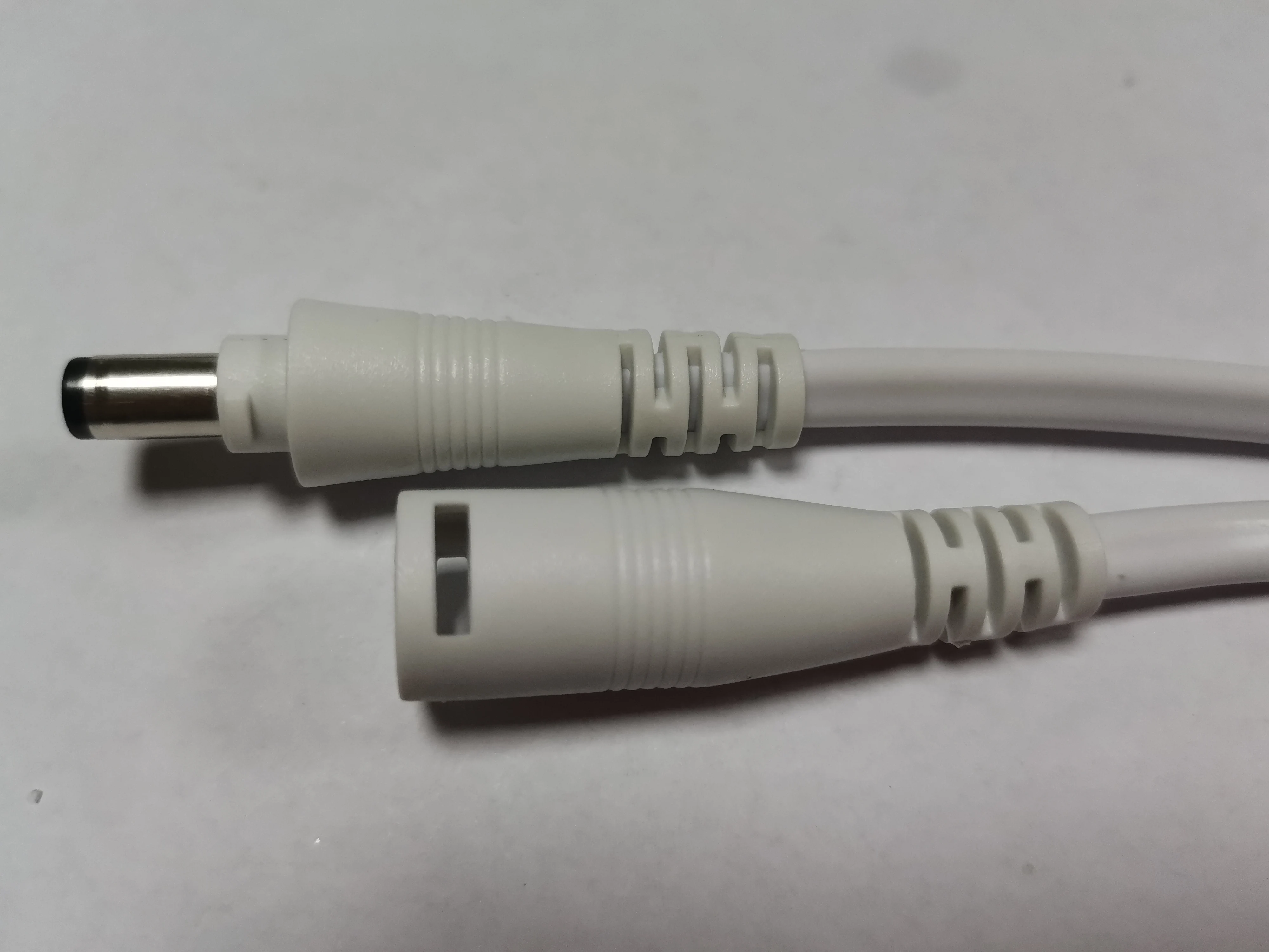 Chinese manufacturer 4 core armoured copper power cable charger dc power cable magnetic