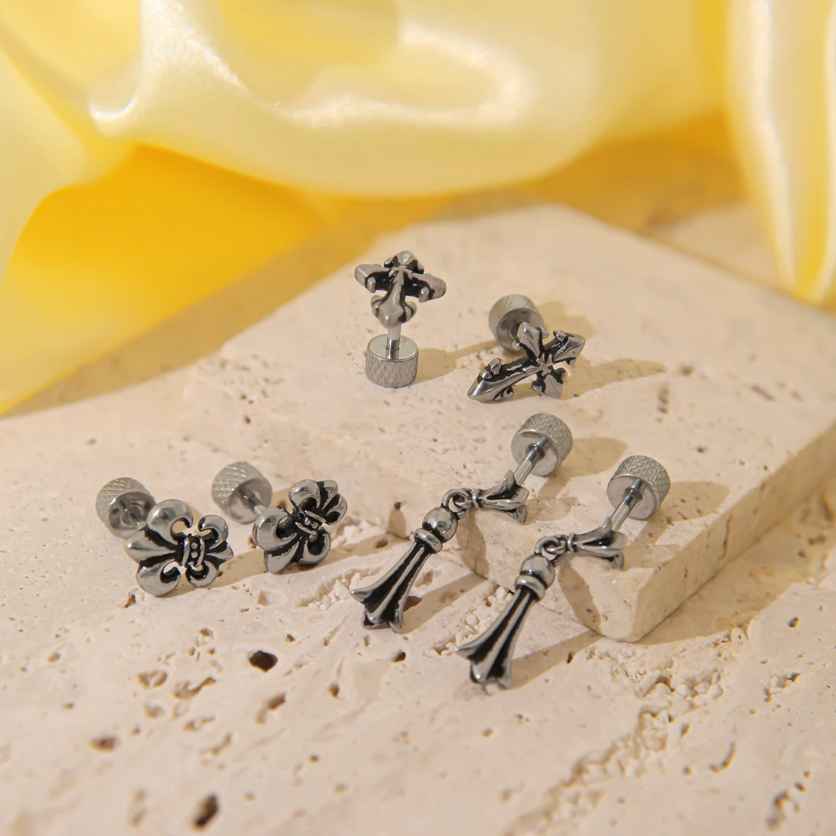 Adult Body Piercing Accessories 316L Surgical Steel Long Strip Shape Earrings Nose Lip Tongue Studs Ball Pattern Jewelry