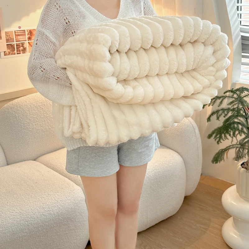New Artificial Rabbit Plush Autumn Warm Blankets for Beds Soft Coral Fleece Sofa Throw Blanket Comfortable Thicken Bed Sheet