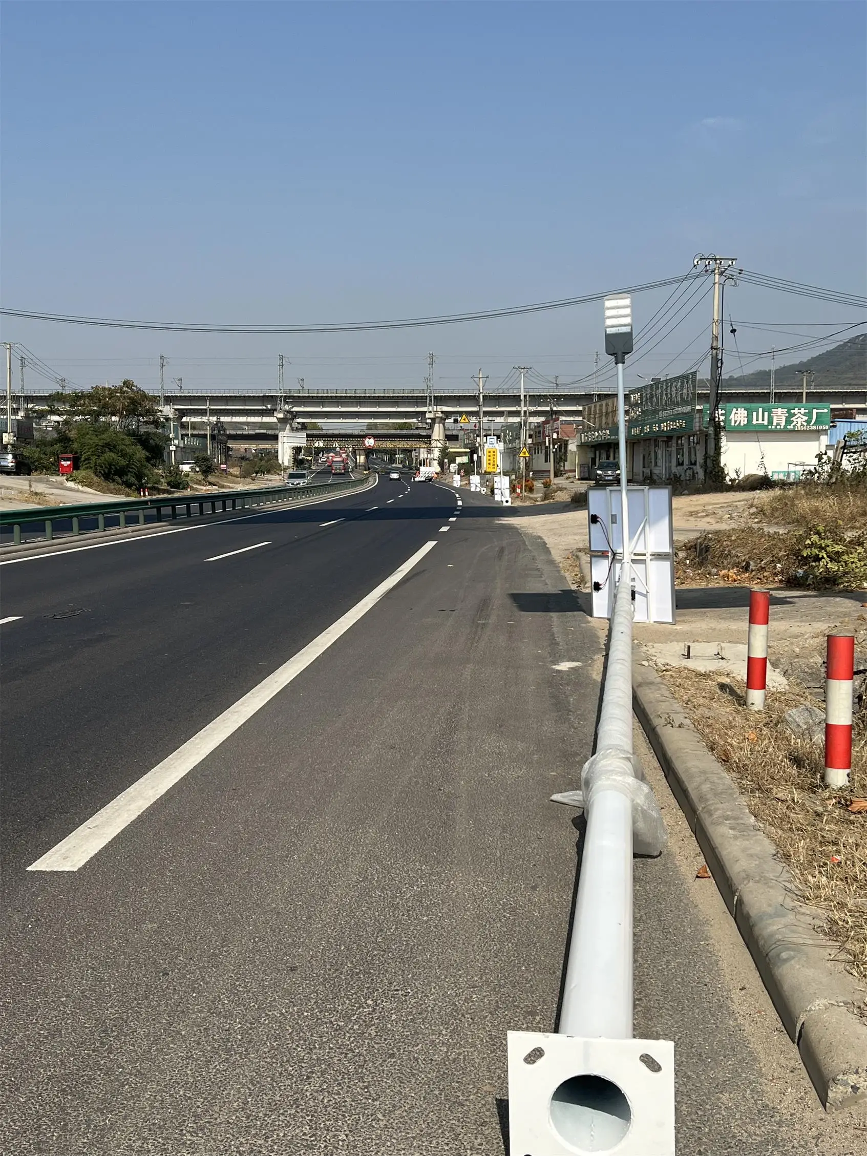 Factory Direct Supply Wholesale Price Aluminum Waterproof Outdoor Two In One Led Solar Street Light