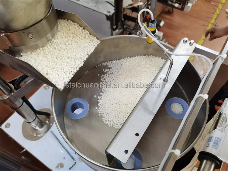 High quality fully automatic granular filling packaging machine salt packing machine