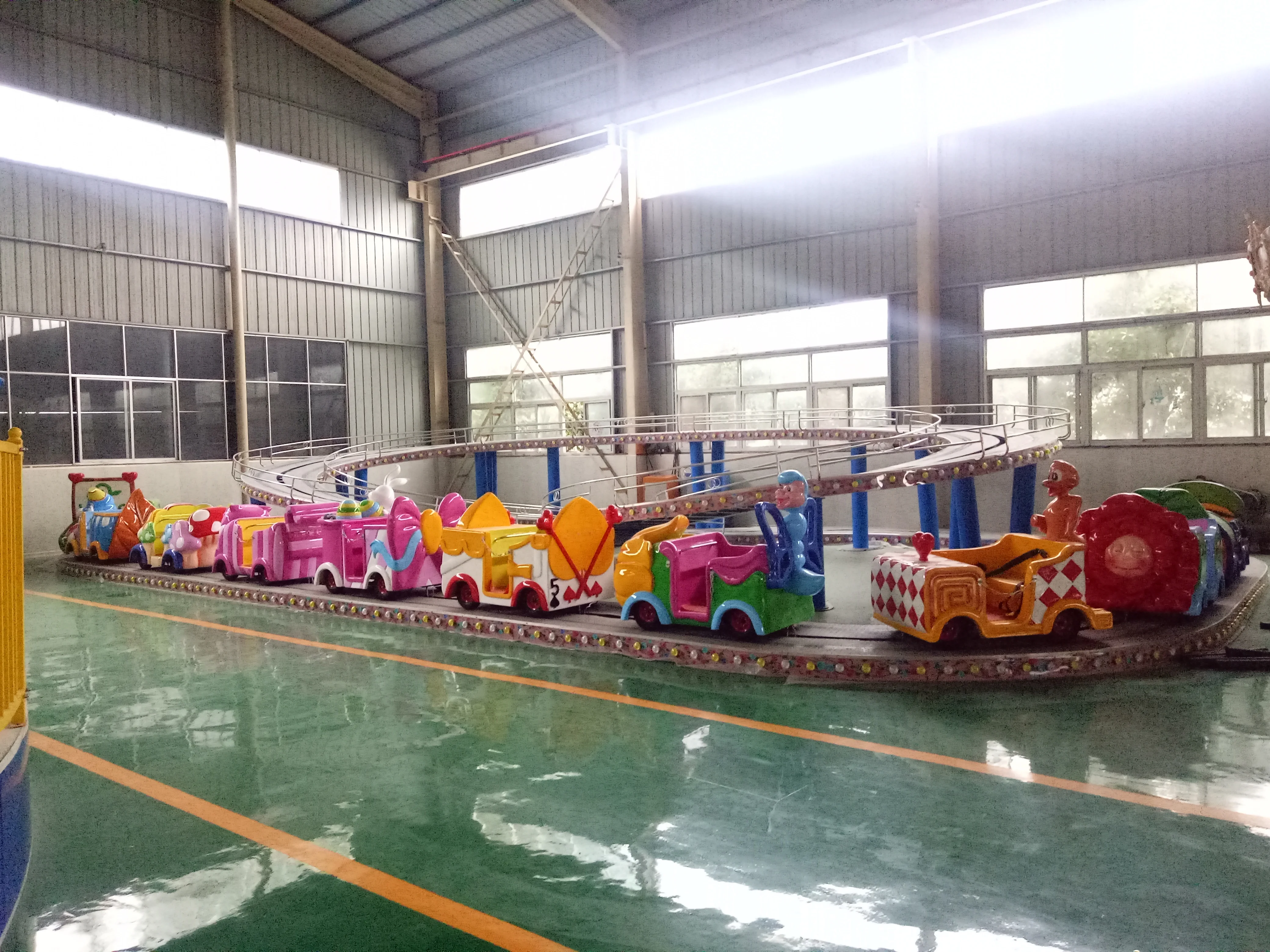 Amusement Rides 20 Seats Mini Shuttle Track Train For Sale