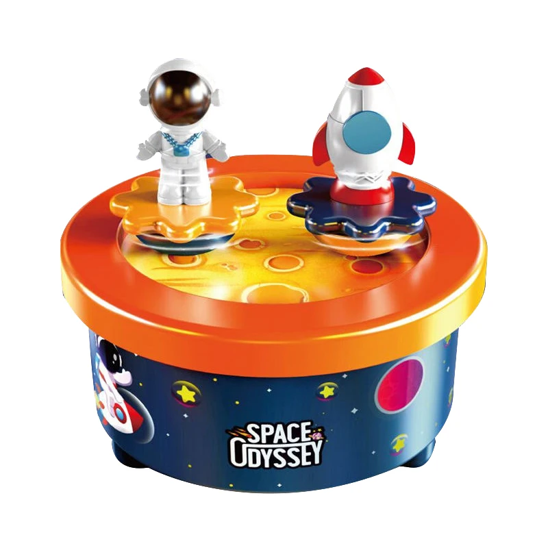 QS Popular Musical Toys Montessori Creative Gift B/O Rotating Wind Up Plastic Space Rocket Cosmonaut Custom Music Box For Kids