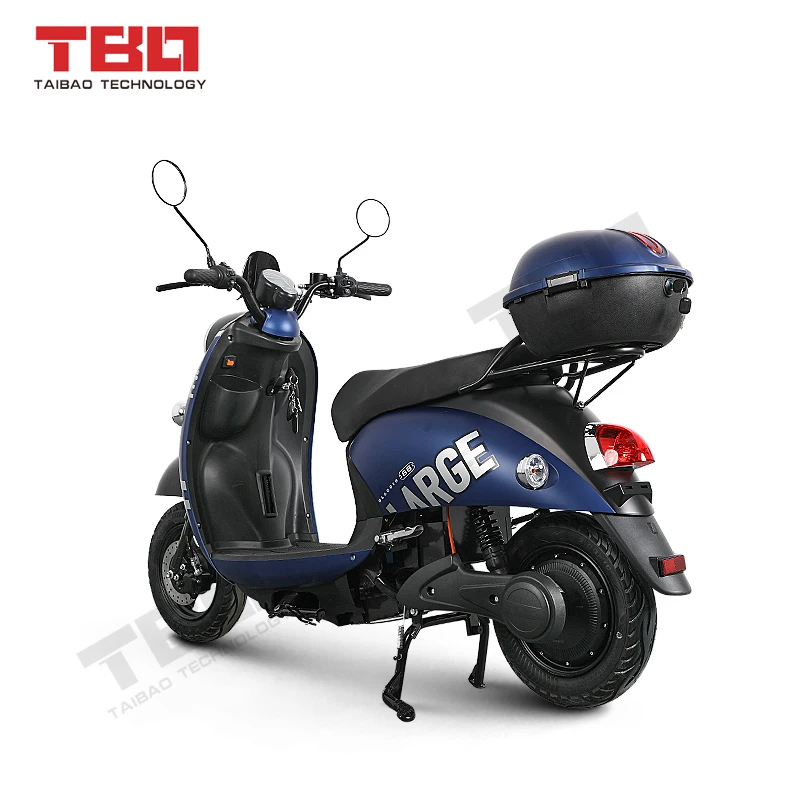 Circular headlamp turn signal rearview mirror feet support cost-effective GGM electric scooter