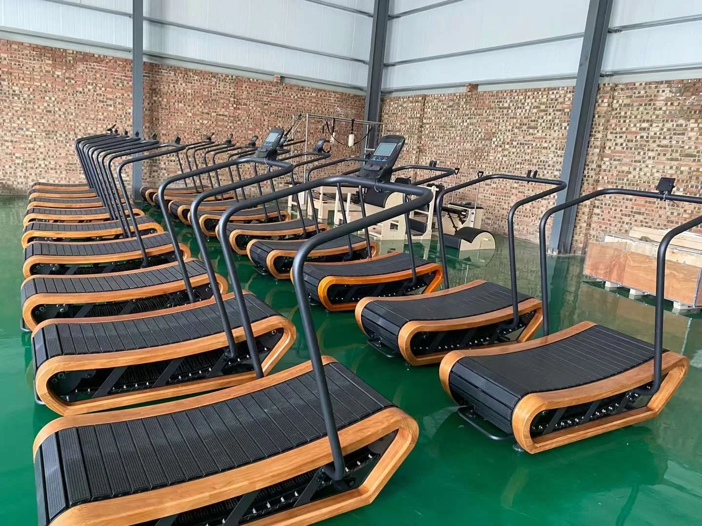 Gym fitness equipment commercial treadmills manufacturers Wood air runner treadmill curve gym mechanical manual curved treadmill