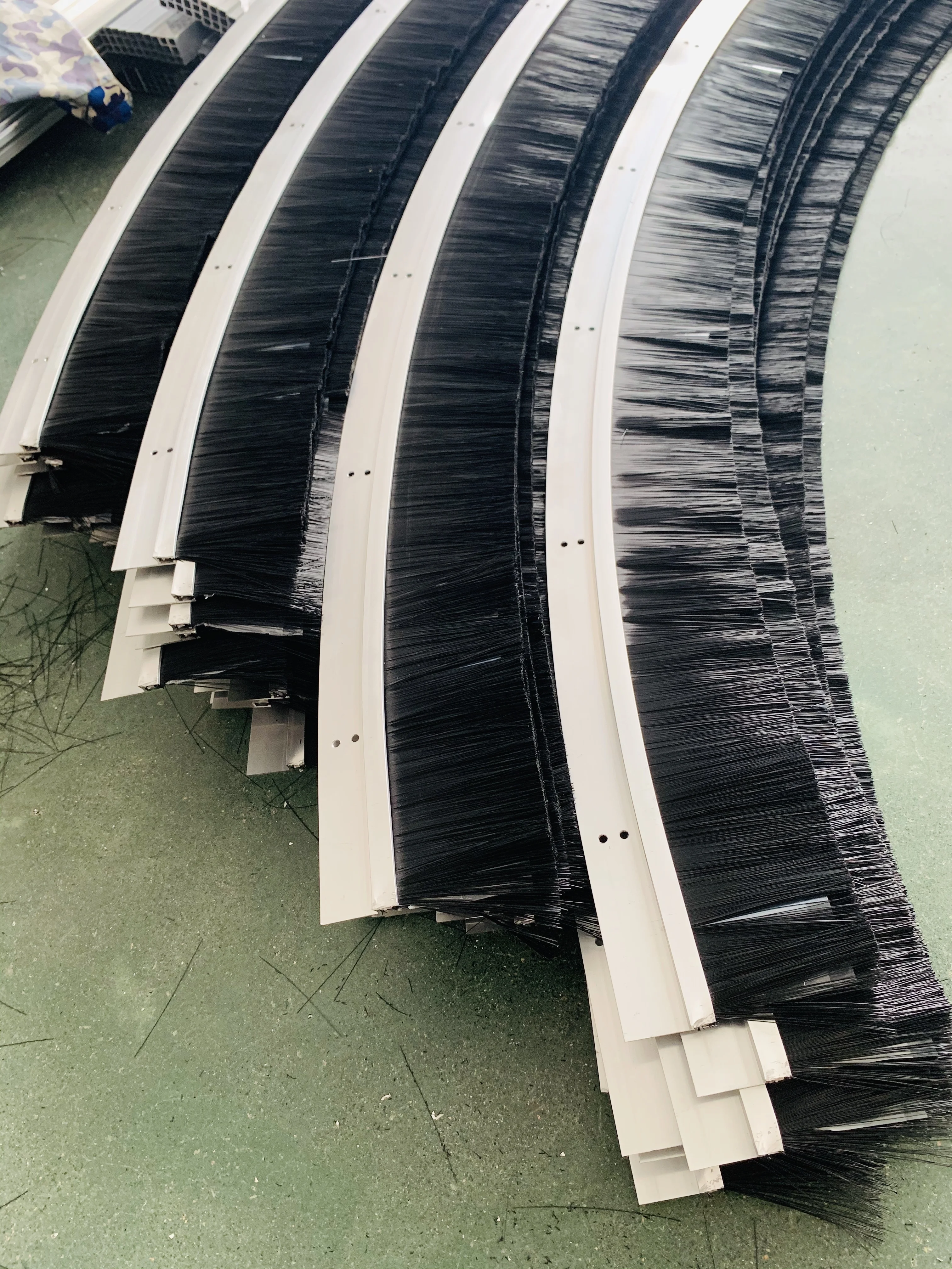 
bolin hot sale China Hot Sale door draft stopper nylon brush bas de porte strip brush 