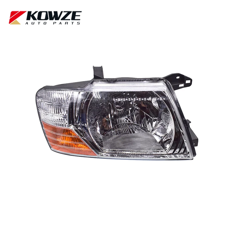 Комплект налобных фонарей RH для Mitsubishi Pajero V73W V75W V77W V78W MN133750