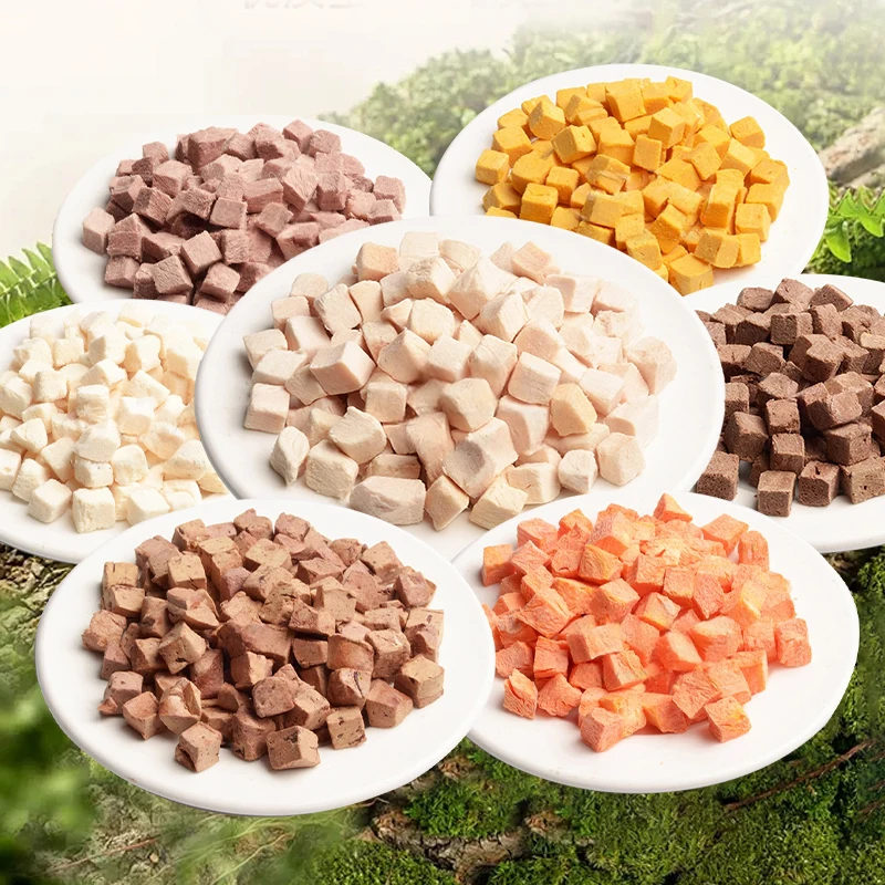 Freeze-dried dog snack Pet chicken duck beef pellet combination 100% fresh meat dog treats mixed food reward