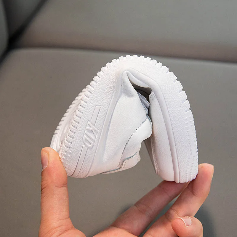 Children soft soled comfortable sneakers for boy and girl