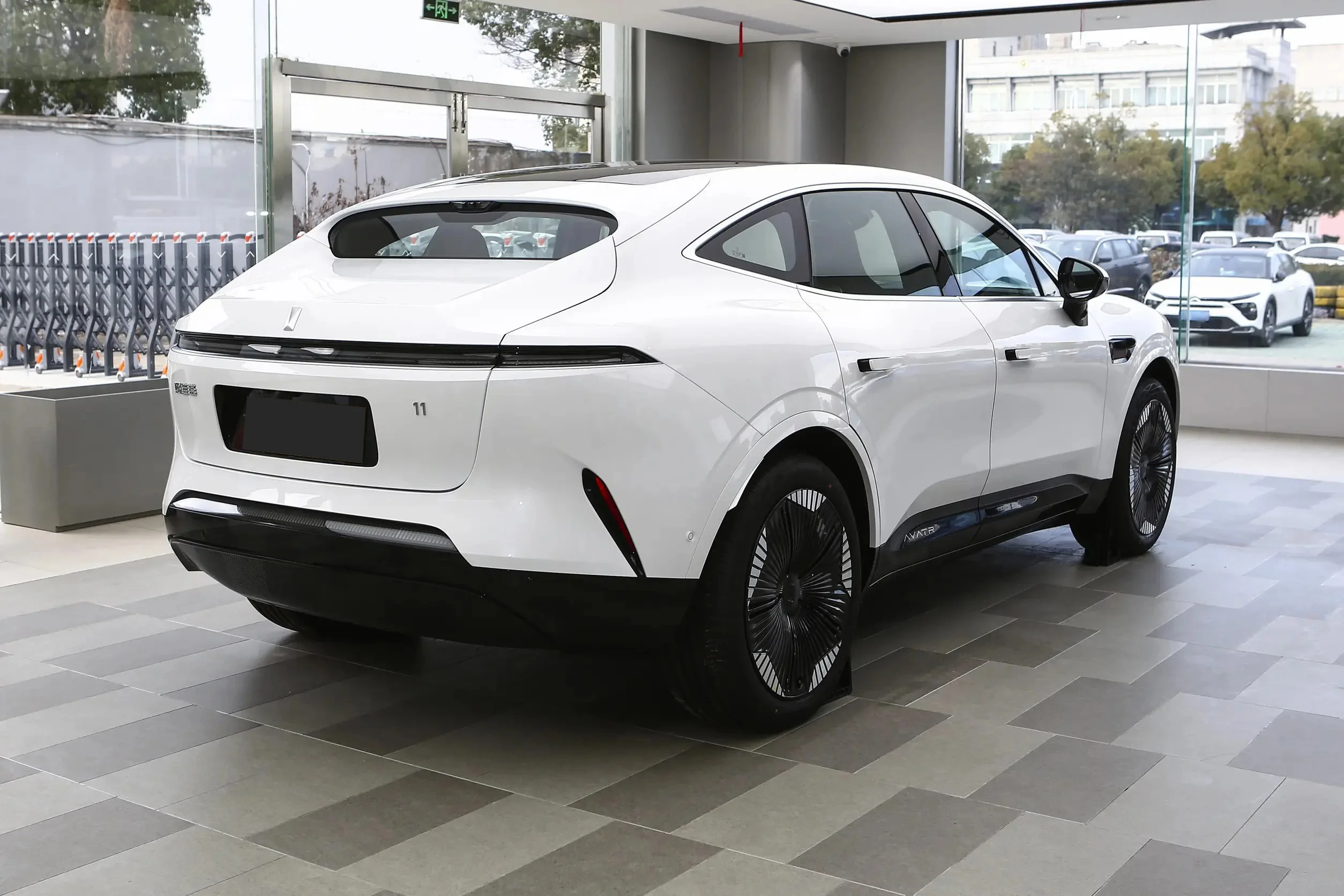 Новый электромобиль Changan Avatr 11 чистый Электрический 4-дверный 5-местный роскошный внедорожник Электромобиль Новая энергия Подержанный автомобиль