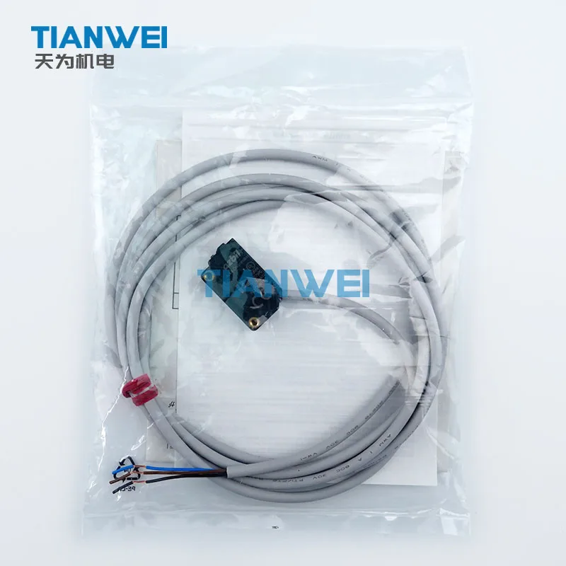 100% New and Original AZBIL HP7-D23 Detection distance 100mm  Diffuse reflection type Photoelectric Switch