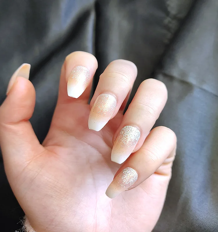  European And American Style White Gradient Glitter Nail Patch Wearable Fake Clip 24 Finished