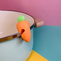 ODM&OEM 3.5cm Chili Shape BPA-Free Heat-Resistant Kitchen Grill Utensil Holder Pot Clip Silicone Spoon Rest Steam Releaser