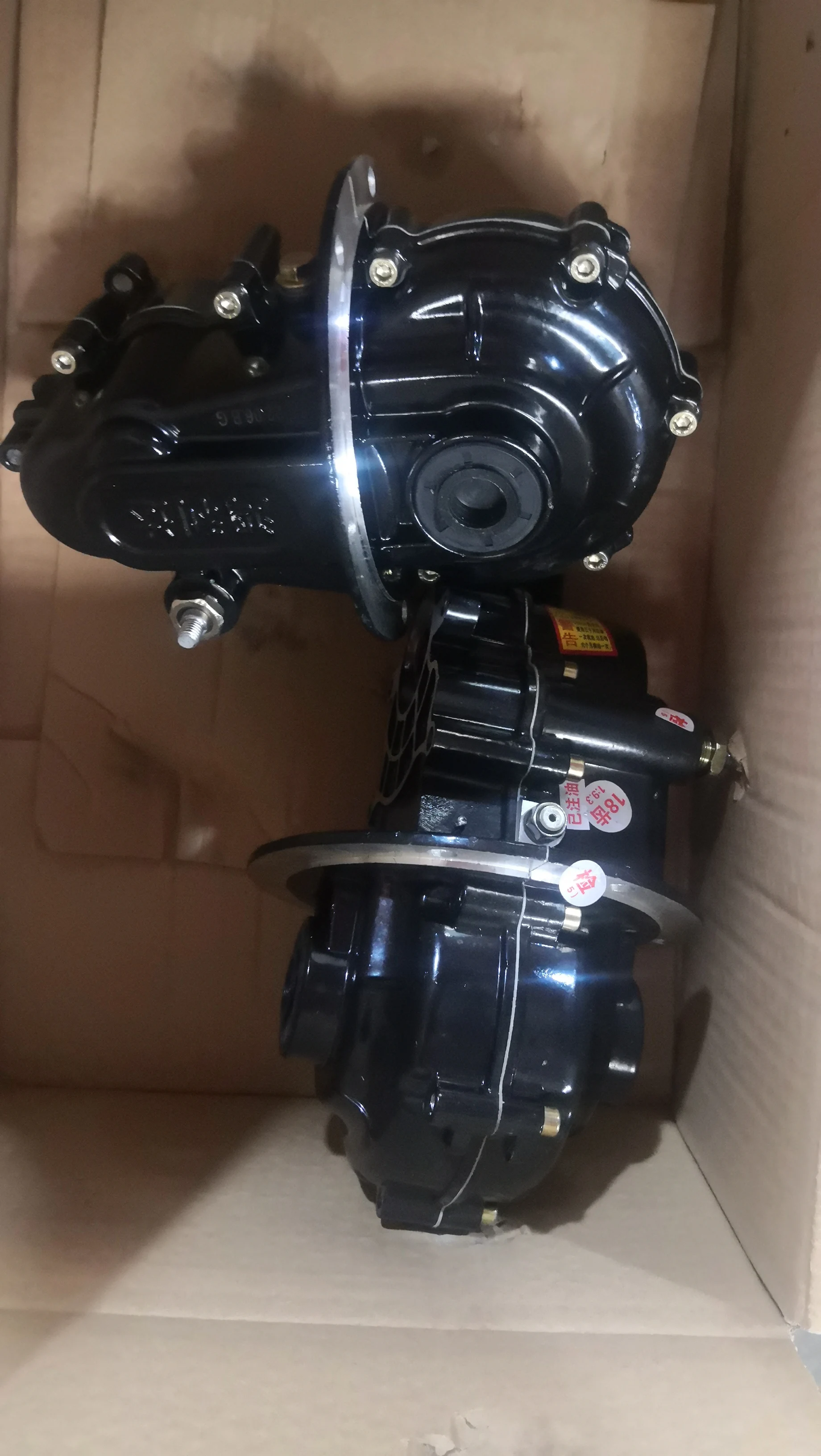 Wholesale 18 teeth Motor Differential Gearbox For Electric Tricycle And Rickshaw Electric Motor Reduction Gearbox