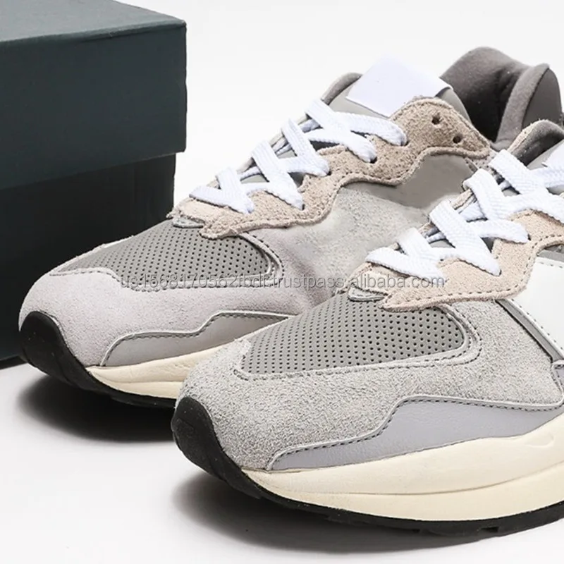 Wholesale custom shoes with logo Leather Retro Women Casual Shoes brand master quality shoes Nb 2002r Walking Running Sports