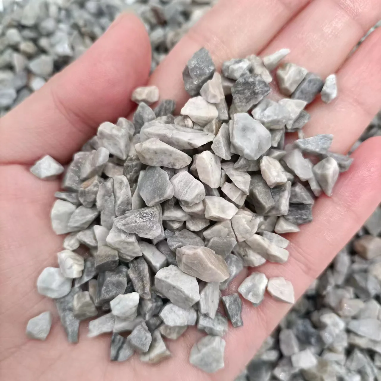 China manufacture construction paving garden decor back yard stone stones from china lightcarbon gravel