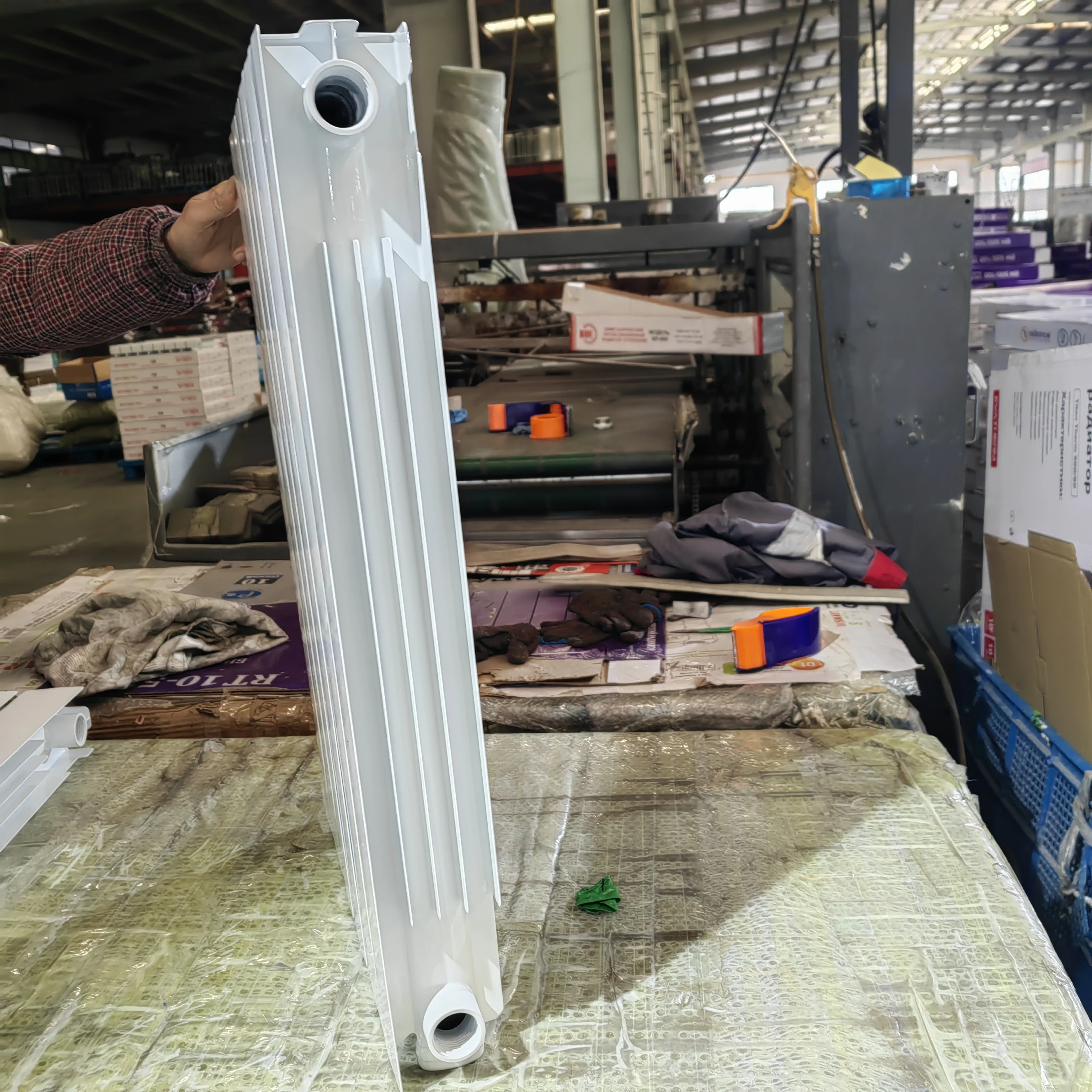 Алюминиевый радиатор