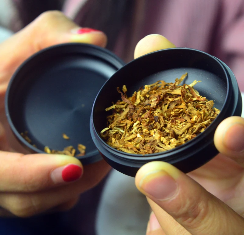 Best Quality Silicone Aluminum Jar Salt Pepper Box with Lid Good Containers Metal Herb Spice Box