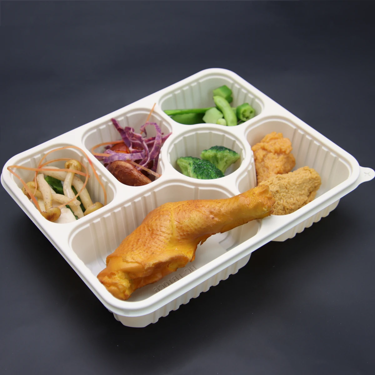 Biodegradable Cornstarch Takeaway Food Packing Boxes Disposable Food Grade 6-Compartments Lunch Storage Container Box
