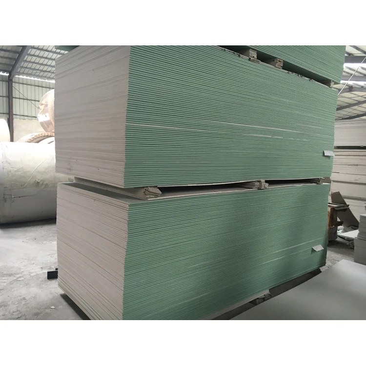 Потолочная доска из гипсокартона с защитой от влаги