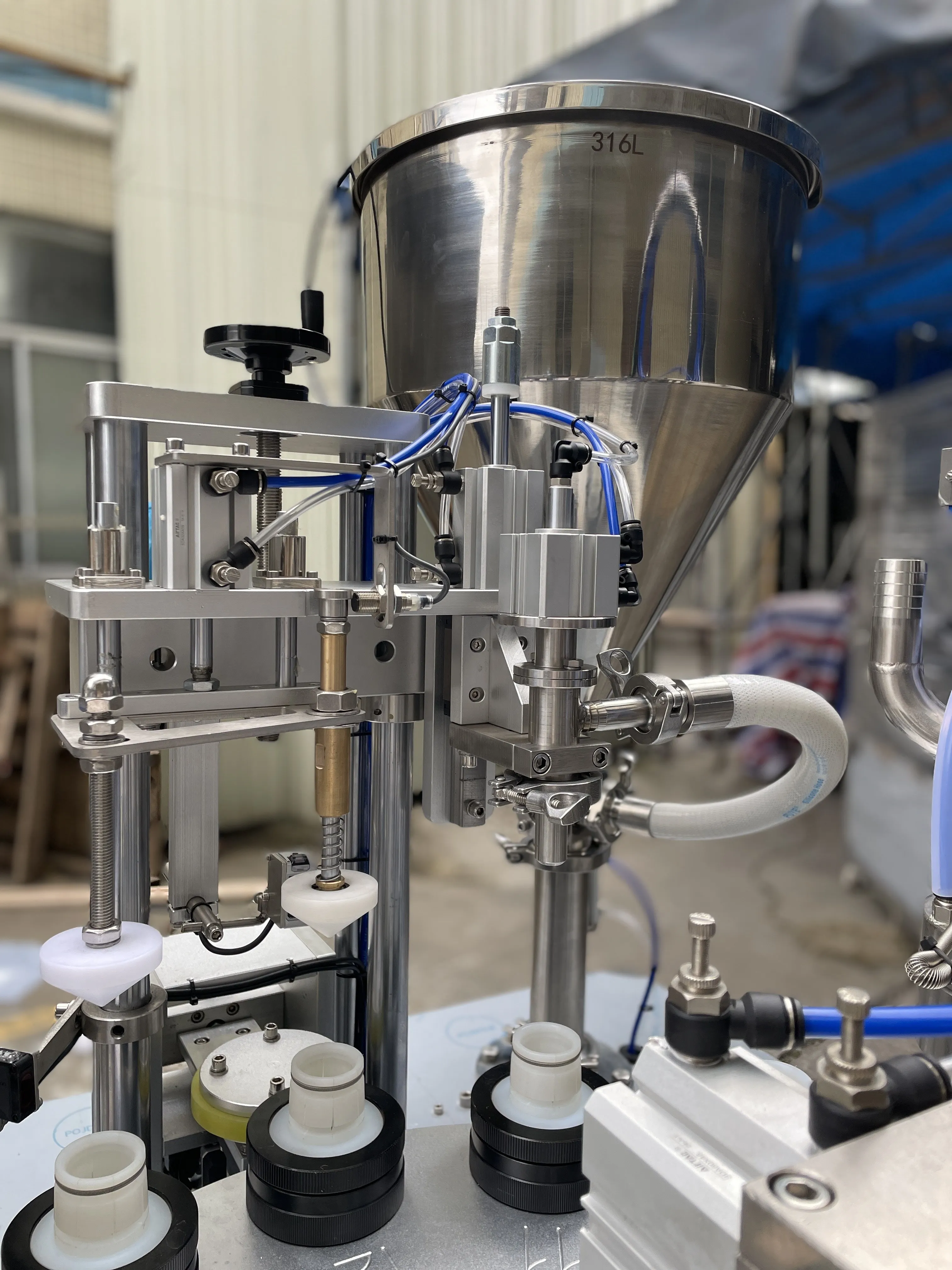 automatic inner heating collapsible tube filling and sealing machine for liquid eye shadow foundation concealer liquid contour