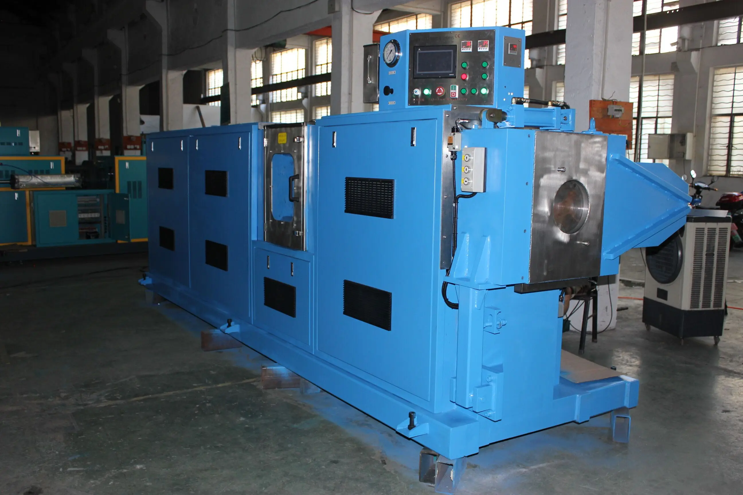 high speed ram type plunger rubber strainer extruder