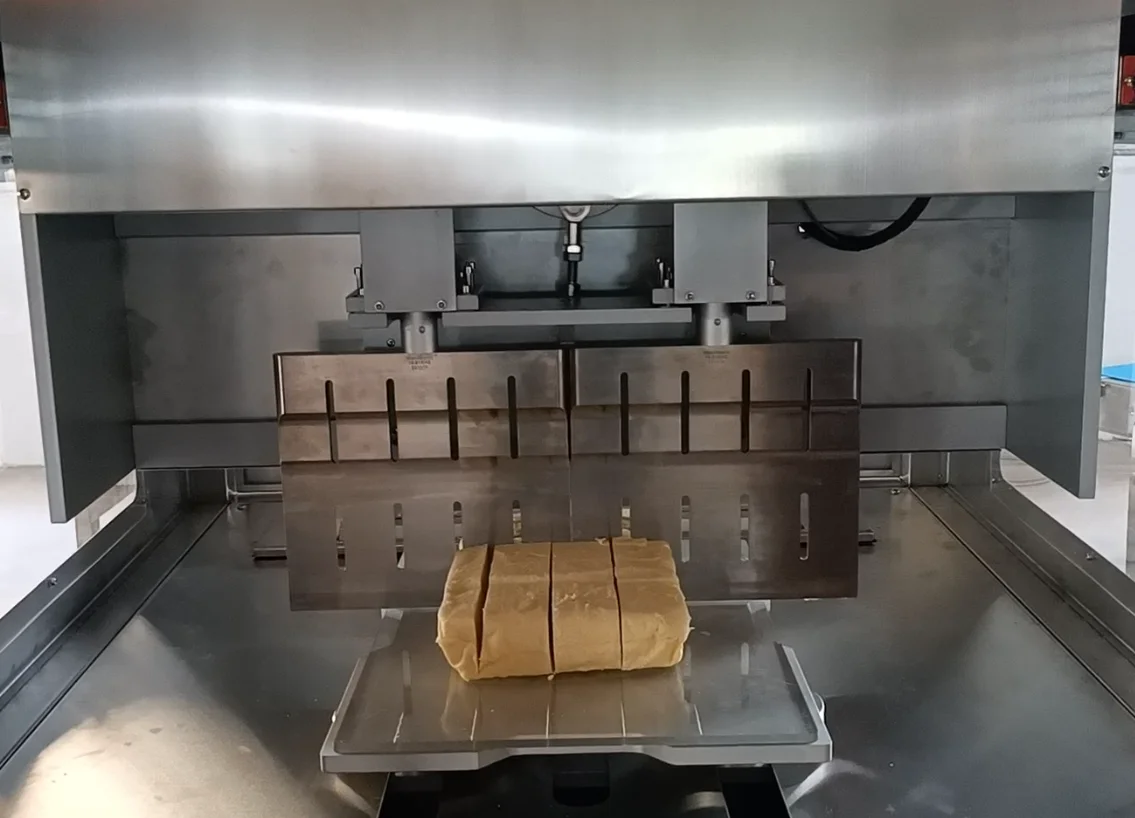 Wanli Group Ultrasonic Cheese Block Cutting Tool Ultrasonic Layer Cake Cutter for Serving Food Cutting Machine