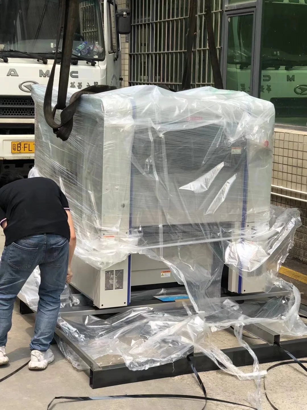 Cost-effective YAMAHA YV100XG Pick and Place Machine for SMT production lines