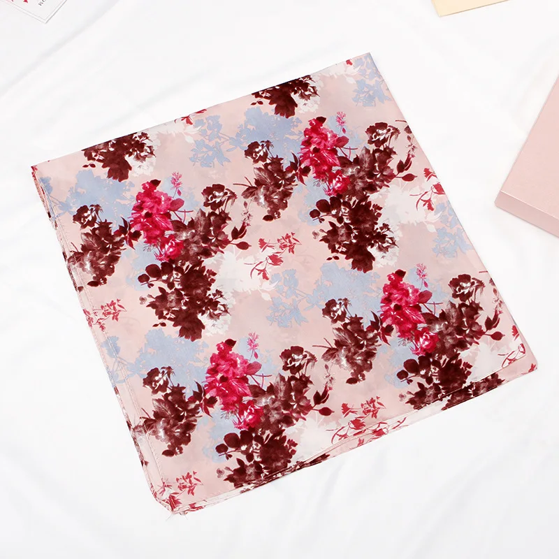 
2019 new summer silk printed scarf customization 