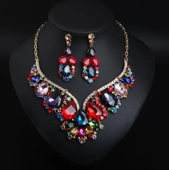 big necklace set