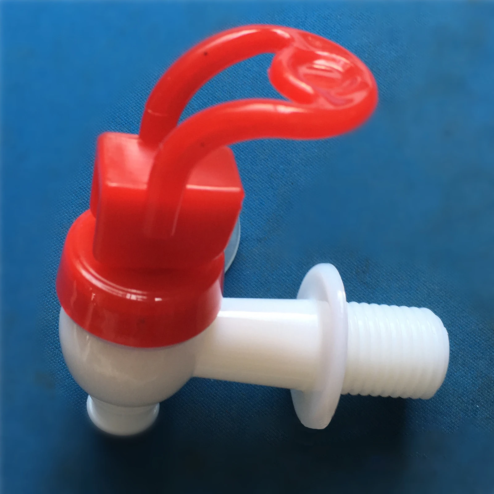 Factory direct plastic faucet faucet wine bottle wine barrel wine jar juice glass drink XJ-06 filter