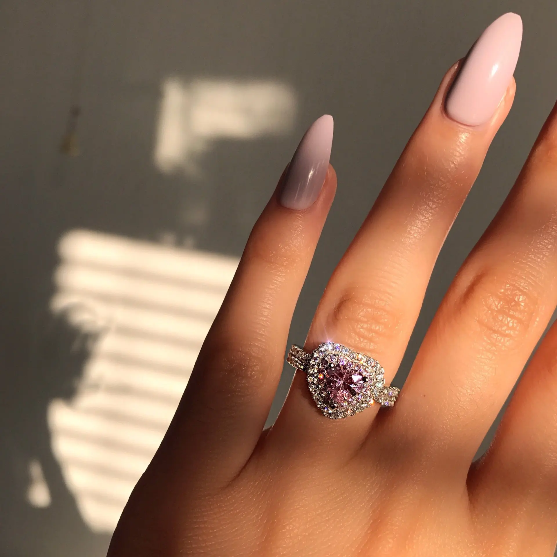 Luxury crystal ring plated platinum pink diamond heart ring ins fashion glamour ring for women