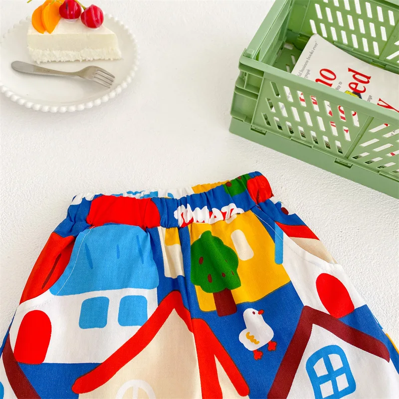 Летние детские новые милые и удобные дышащие свободные хлопковые шорты с принтом для маленьких домов для мальчиков и девочек, 2022