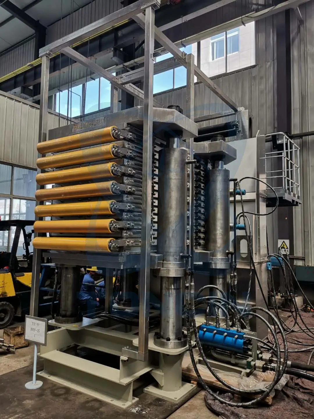 Toncin Vertical Tower Automatic Press Filter for Metallurgy Solid-liquid Separation Equipment