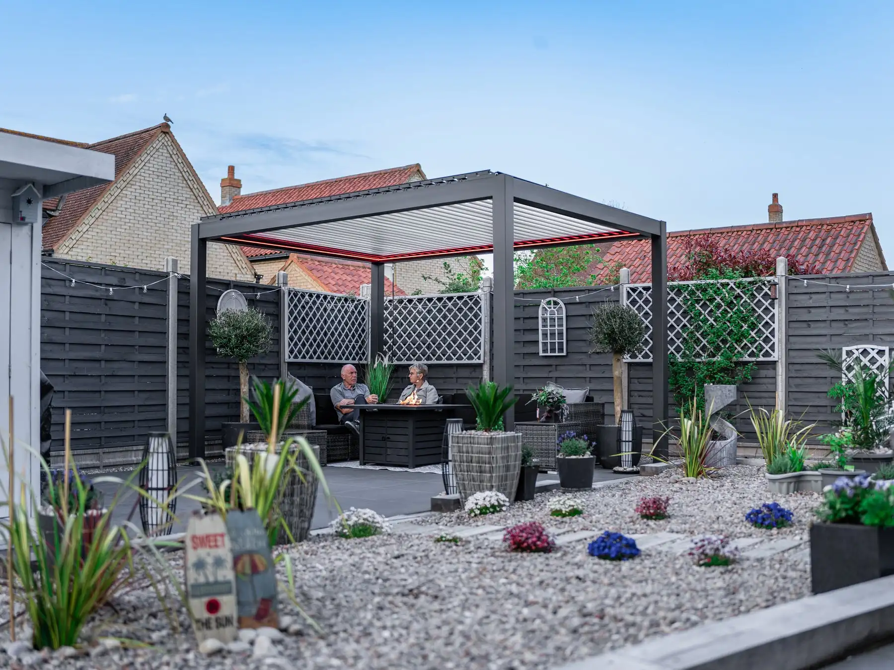 type-175 standard  Customized  Motorized Outdoor Retractable waterproof  Aluminum Pergola  for Garden patio back yard balcony