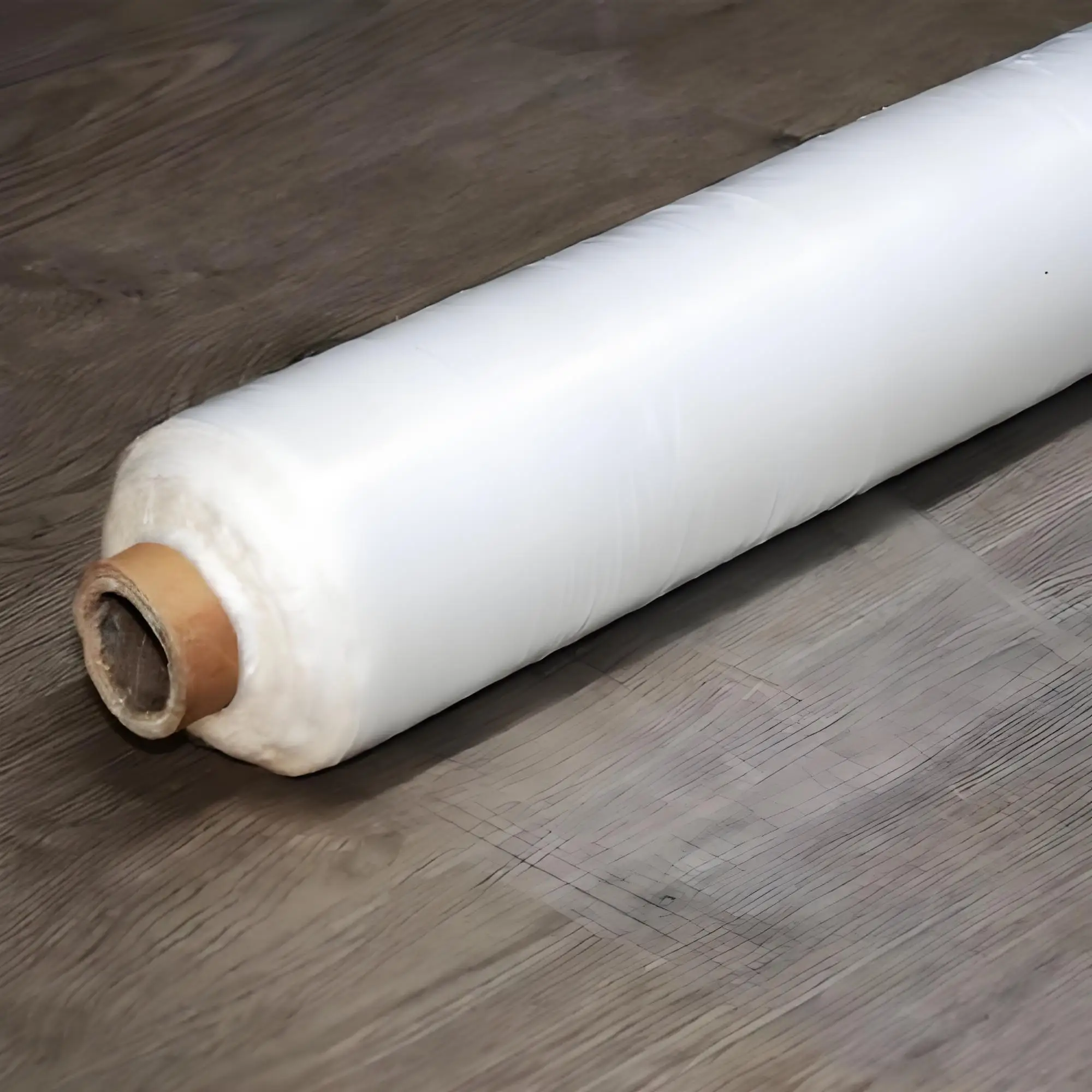 White mulch film insulation and moisturizing vegetable greenhouses resistant to pulling film