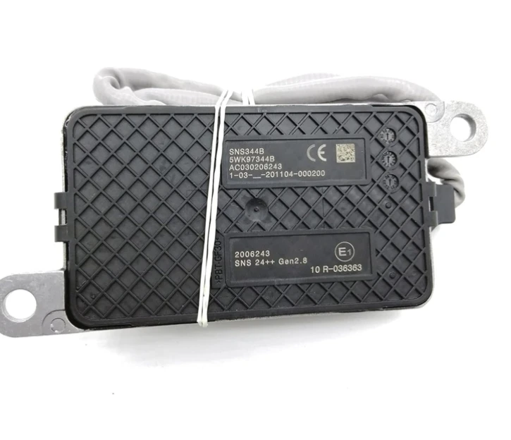 Nox Sensor 24V OEM 2006243 1973525  1936256 5WK97344B 5WK9 7344B car parts for DAF Euro 6