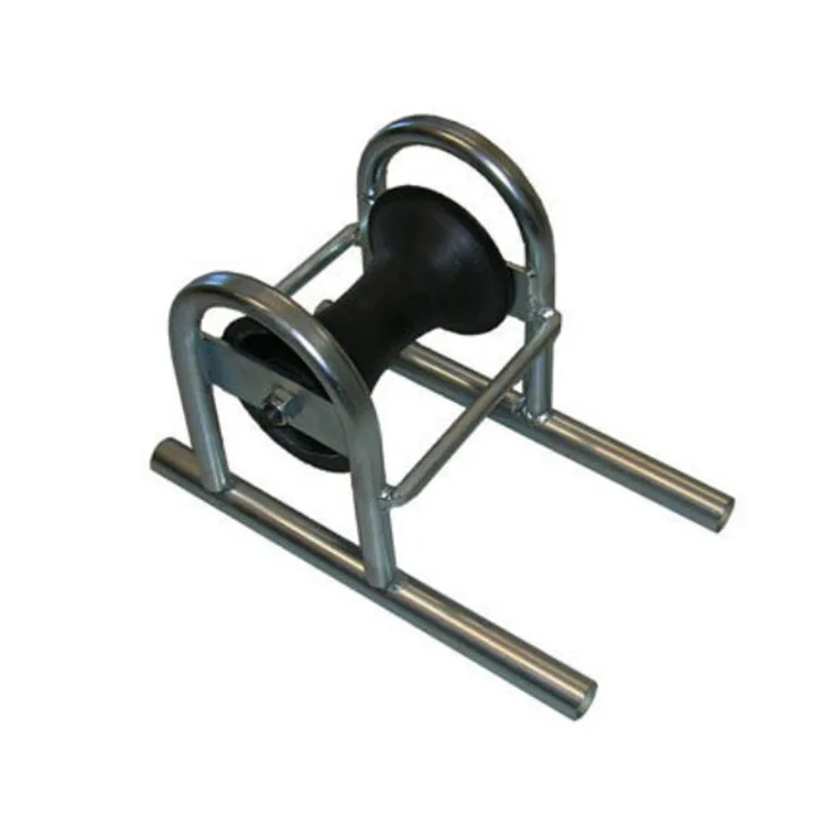 Flat Trench Roller is placed behind thedirection of pull to reduce the possibility of tipping forward during pulling operations