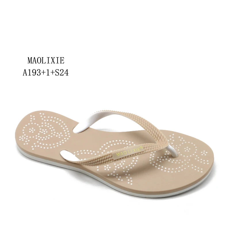 Wholesale sleeper beach flip flops ladies summer flat slippers wedding chappals for women