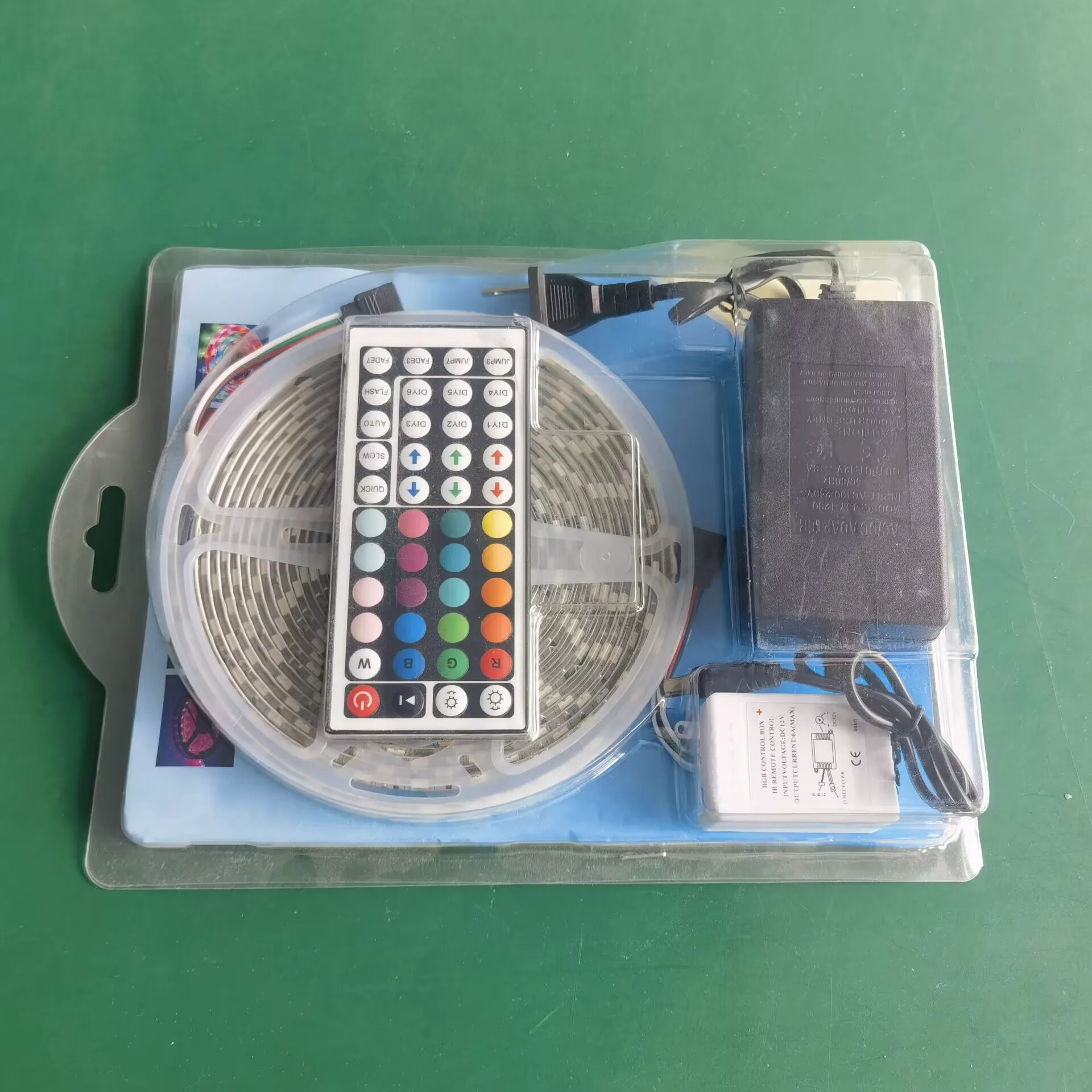 CE ROHS SMD5050 RGB 150leds 5m roll led strip lights with remote and BT or wifi app control LED strip kit/set