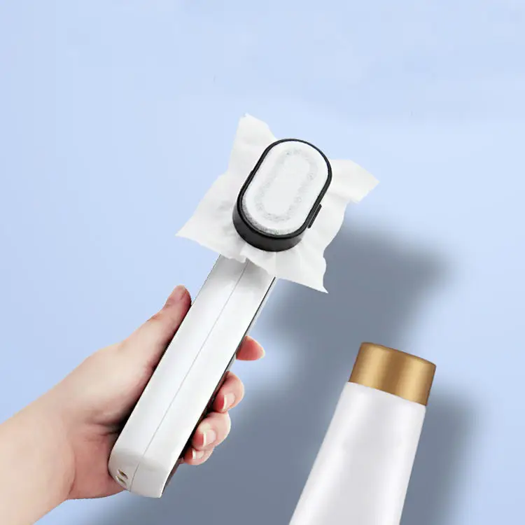 Multifunctional Portable Home Use RF Beauty Instrument Rf Facial Beauty Device For Lifting Tighten Skin